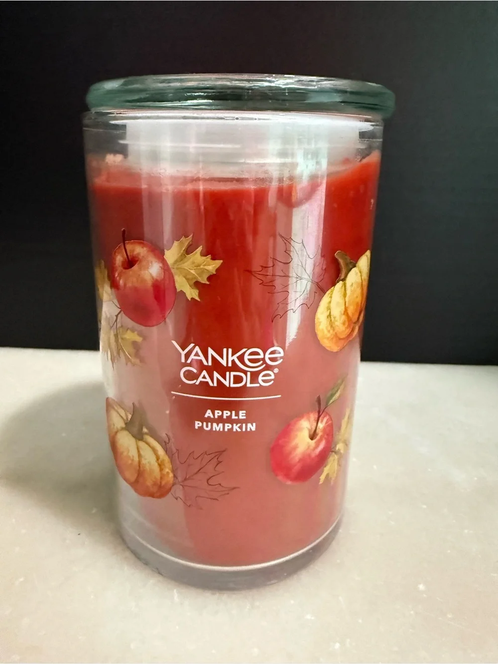 Yankee Candle Signature candle in Apple Pumpkin for use with Lamp Light